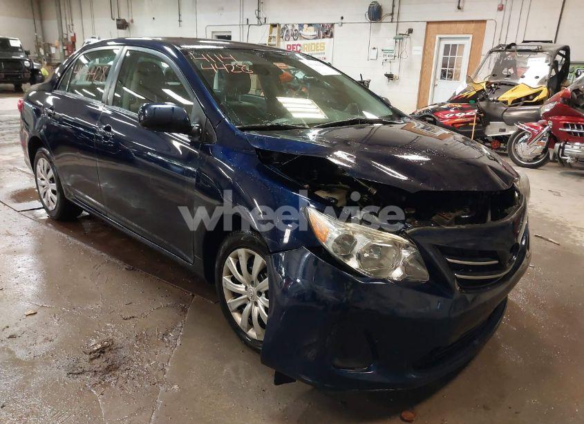 Photo 6 of 2013 Toyota Corolla LE (VIN 2T1BU4EE5DC992401)