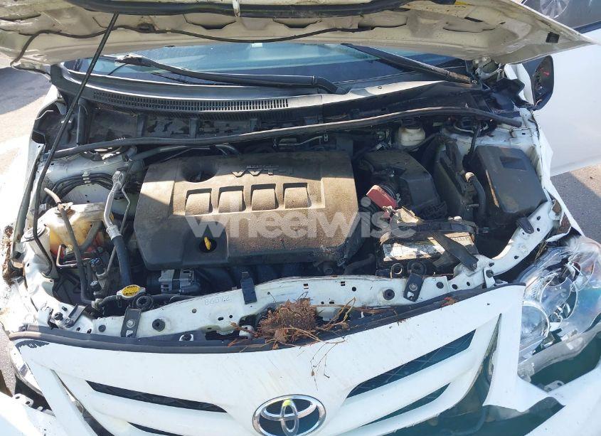 Photo 10 of 2013 Toyota Corolla S (VIN 2T1BU4EE5DC993970)