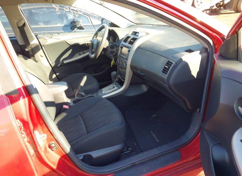 Photo 5 of 2013 Toyota Corolla S (VIN 2T1BU4EE5DC998215)