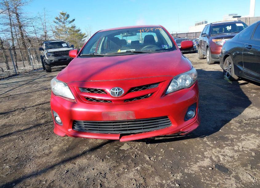 Photo 6 of 2013 Toyota Corolla S (VIN 2T1BU4EE5DC998215)