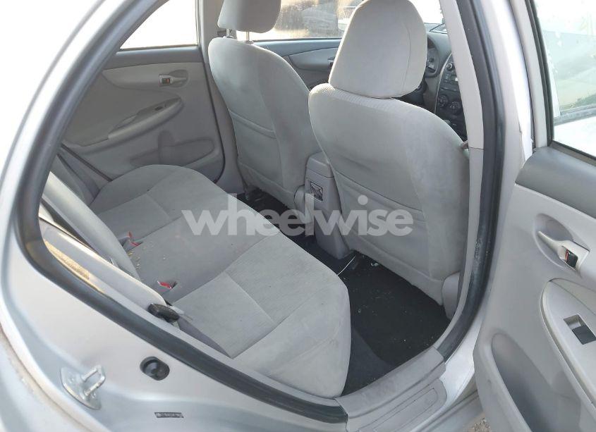 Photo 8 of 2010 Toyota Corolla LE (VIN 2T1BU4EE6AC196638)