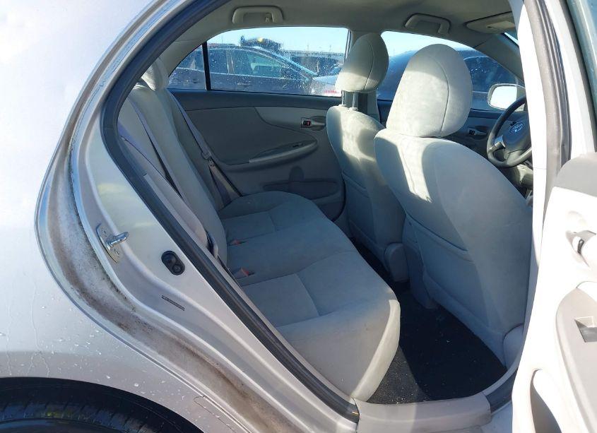 Photo 8 of 2010 Toyota Corolla LE (VIN 2T1BU4EE6AC269720)