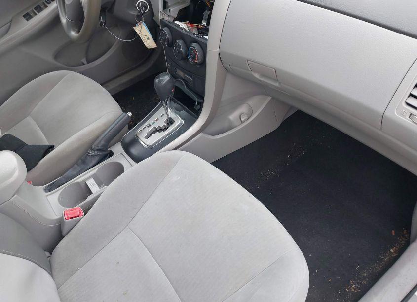 Photo 5 of 2010 Toyota Corolla LE (VIN 2T1BU4EE6AC339345)