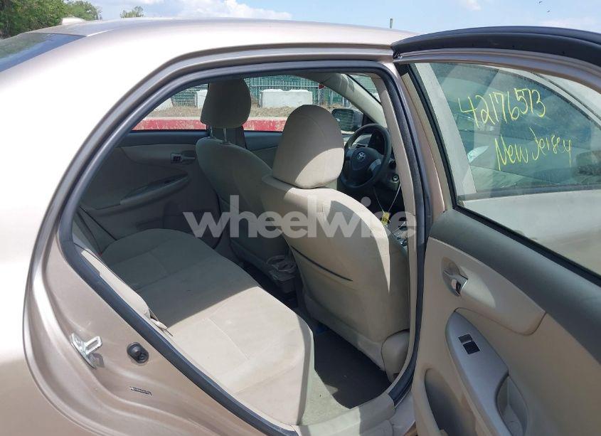 Photo 8 of 2010 Toyota Corolla LE (VIN 2T1BU4EE6AC375214)