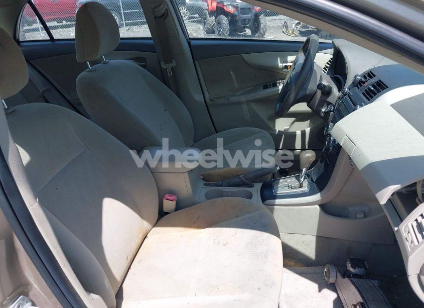 Photo 5 of 2010 Toyota Corolla LE (VIN 2T1BU4EE6AC404887)