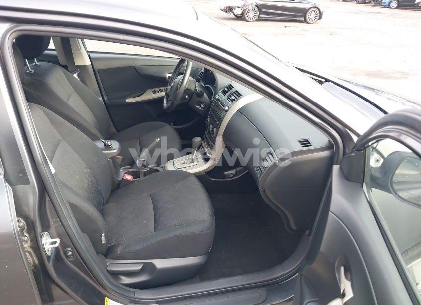 Photo 5 of 2010 Toyota Corolla S (VIN 2T1BU4EE6AC426906)