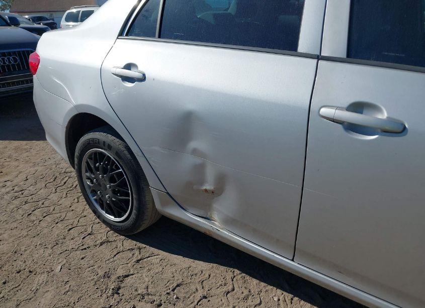 Photo 6 of 2010 Toyota Corolla LE (VIN 2T1BU4EE6AC442300)