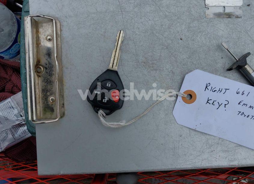 Photo 11 of 2010 Toyota Corolla S (VIN 2T1BU4EE6AC445441)