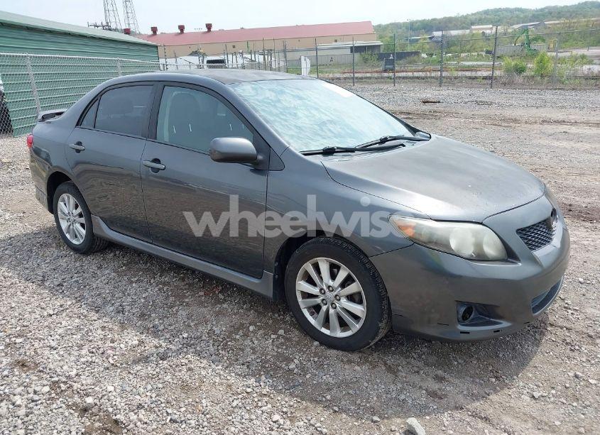 2010 Toyota Corolla S (VIN 2T1BU4EE6AC452311) main photo