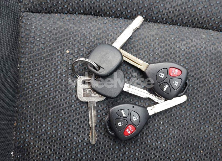 Photo 11 of 2010 Toyota Corolla S (VIN 2T1BU4EE6AC452311)