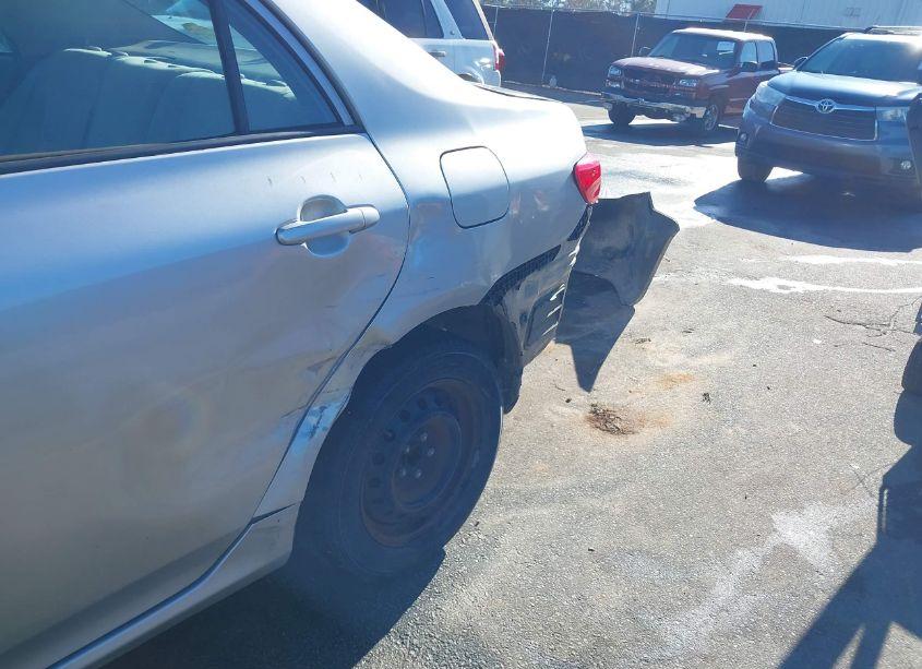 Photo 6 of 2010 Toyota Corolla LE (VIN 2T1BU4EE6AC499595)