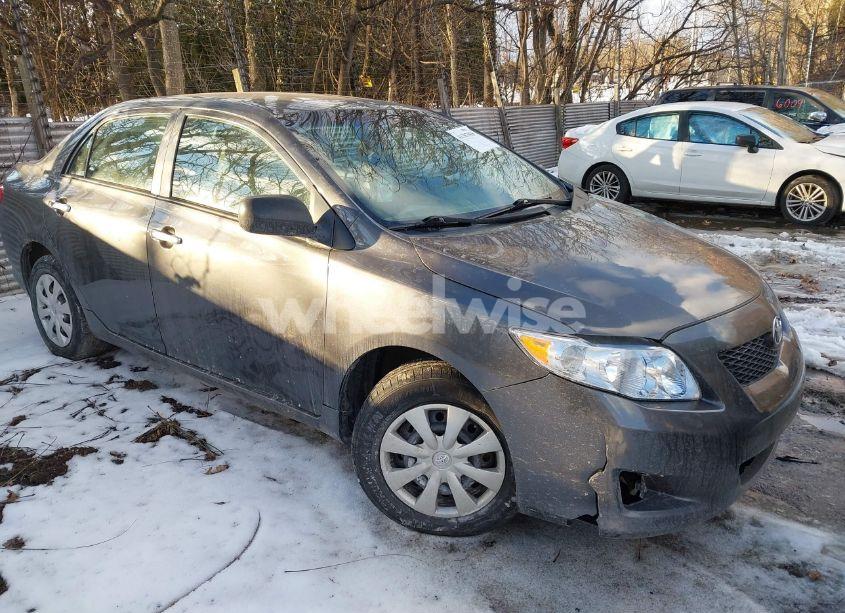 2010 Toyota Corolla LE (VIN 2T1BU4EE6AC528836) main photo