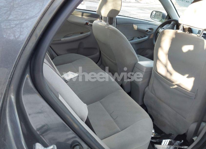 Photo 8 of 2010 Toyota Corolla LE (VIN 2T1BU4EE6AC528836)