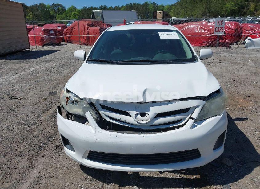 Photo 11 of 2011 Toyota Corolla LE (VIN 2T1BU4EE6BC566052)