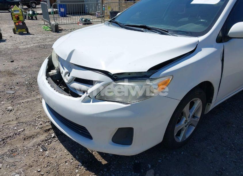 Photo 6 of 2011 Toyota Corolla LE (VIN 2T1BU4EE6BC566052)