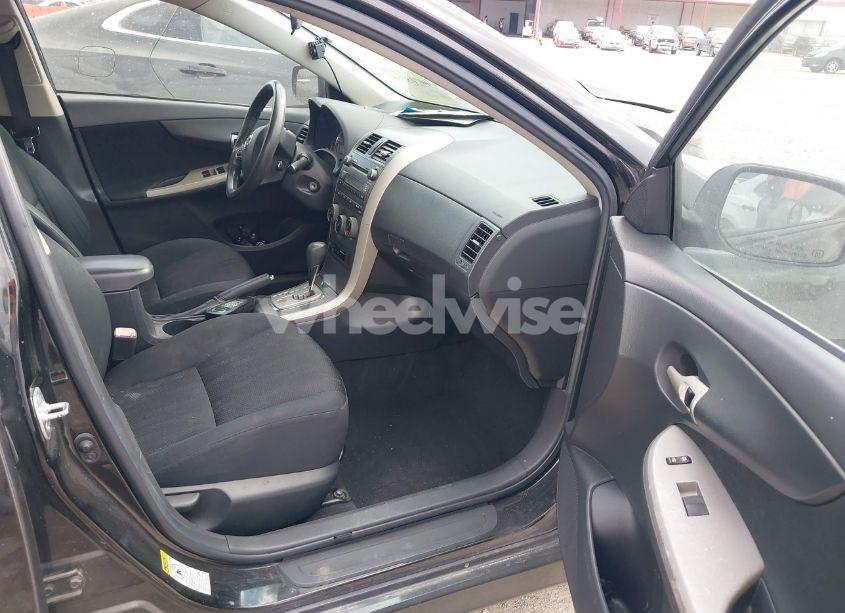 Photo 5 of 2011 Toyota Corolla S (VIN 2T1BU4EE6BC578475)