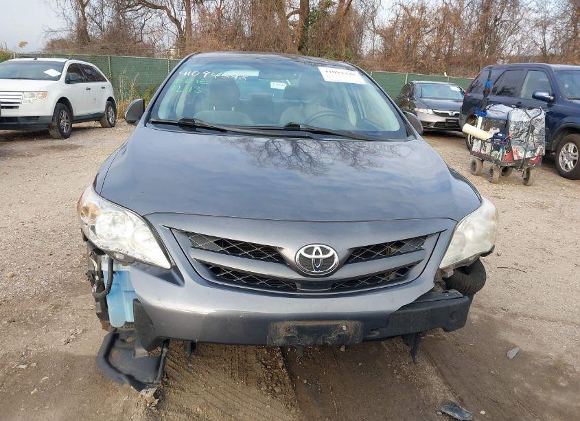 Photo 13 of 2011 Toyota Corolla LE (VIN 2T1BU4EE6BC604251)