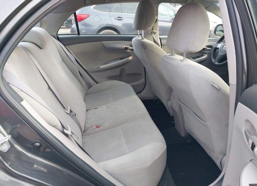 Photo 8 of 2011 Toyota Corolla LE (VIN 2T1BU4EE6BC604251)