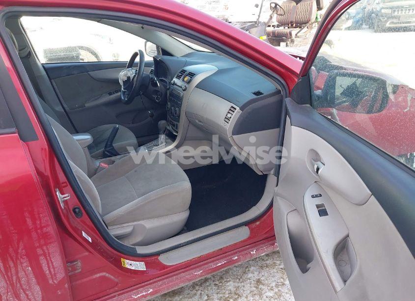 Photo 5 of 2011 Toyota Corolla LE (VIN 2T1BU4EE6BC611359)