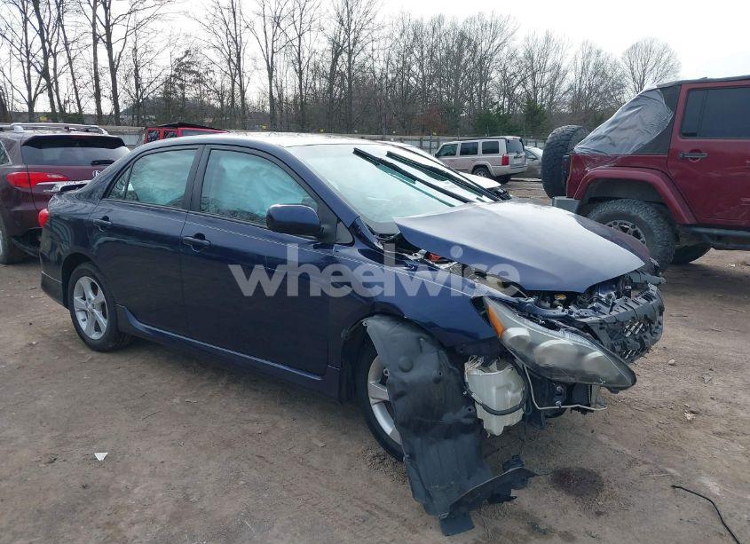 2011 Toyota Corolla S (VIN 2T1BU4EE6BC631675) main photo