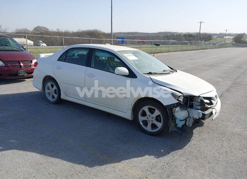 2011 Toyota Corolla S (VIN 2T1BU4EE6BC645494) main photo