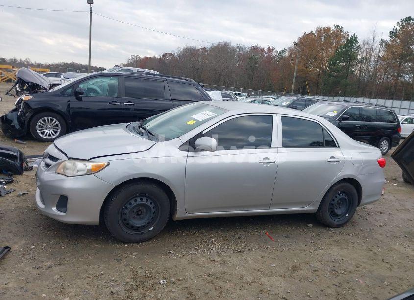 Photo 14 of 2011 Toyota Corolla LE (VIN 2T1BU4EE6BC652848)