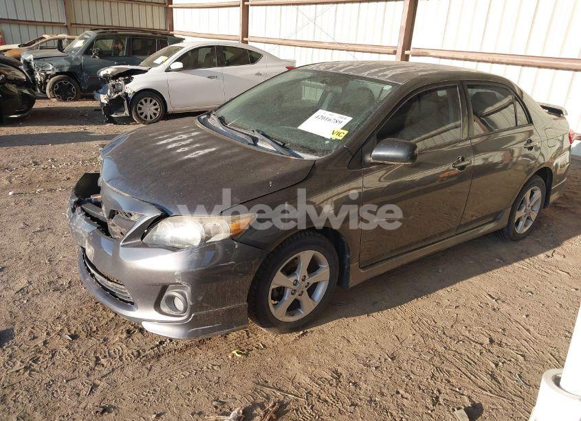 Photo 2 of 2011 Toyota Corolla S (VIN 2T1BU4EE6BC695957)