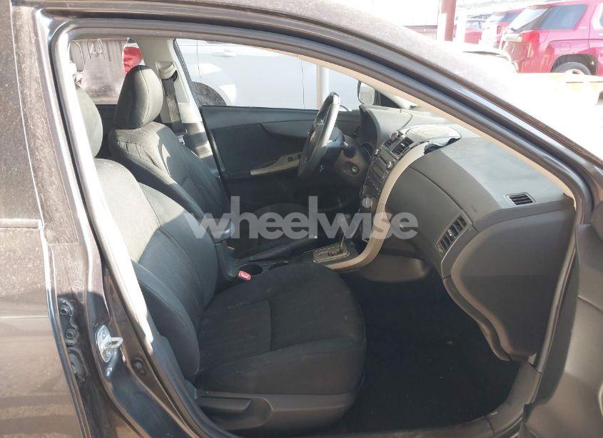 Photo 5 of 2011 Toyota Corolla S (VIN 2T1BU4EE6BC695957)