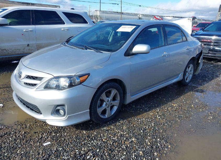 Photo 2 of 2011 Toyota Corolla S (VIN 2T1BU4EE6BC700347)