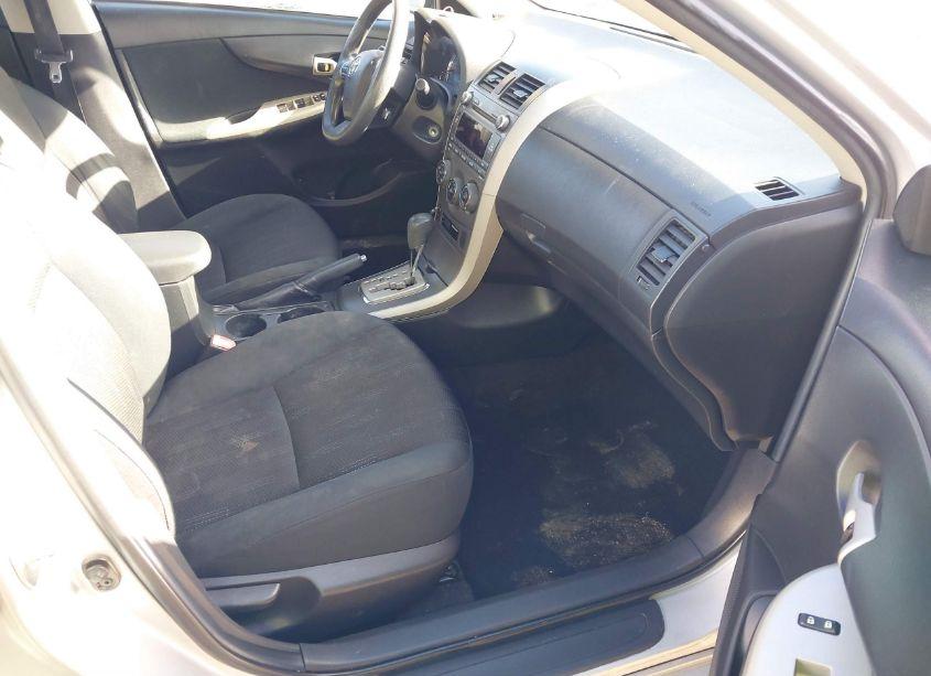 Photo 5 of 2011 Toyota Corolla S (VIN 2T1BU4EE6BC700347)