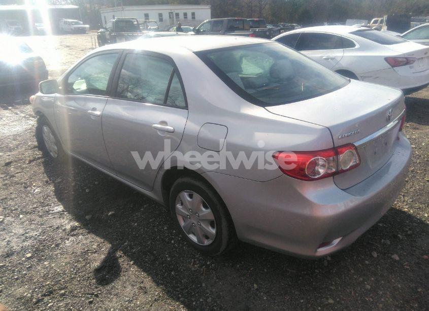 Photo 3 of 2011 Toyota Corolla S/LE (VIN 2T1BU4EE6BC713681)
