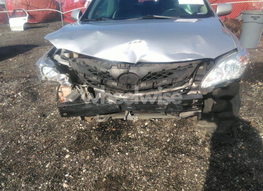 Photo 6 of 2011 Toyota Corolla S/LE (VIN 2T1BU4EE6BC713681)