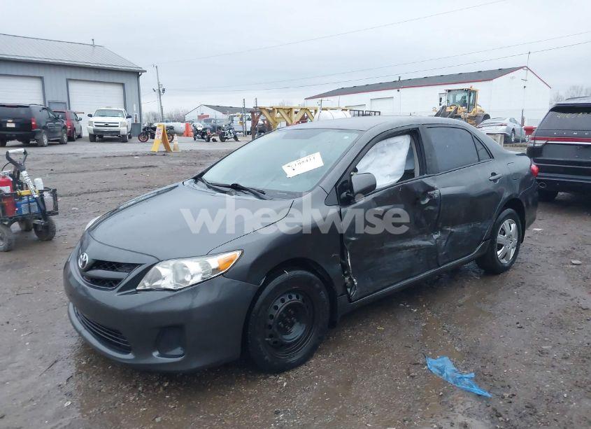 Photo 2 of 2011 Toyota Corolla LE (VIN 2T1BU4EE6BC724485)