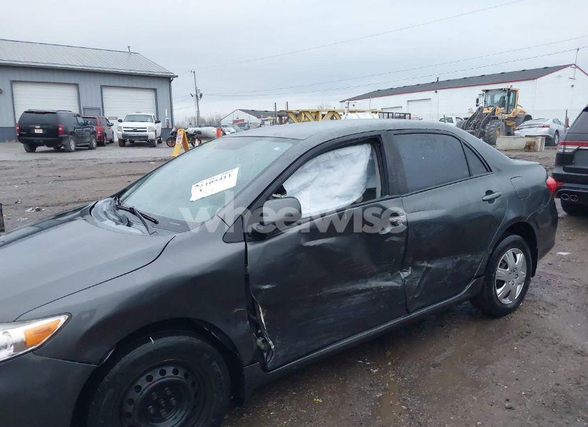 Photo 6 of 2011 Toyota Corolla LE (VIN 2T1BU4EE6BC724485)