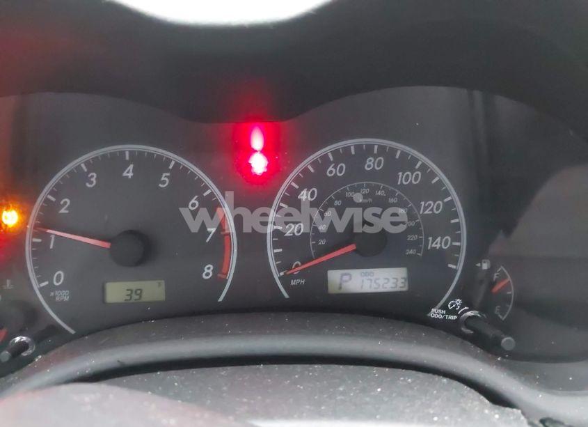 Photo 7 of 2011 Toyota Corolla LE (VIN 2T1BU4EE6BC724485)