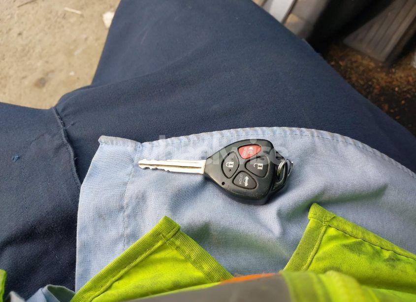 Photo 11 of 2011 Toyota Corolla S (VIN 2T1BU4EE6BC730965)