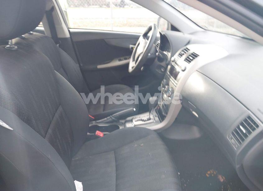 Photo 5 of 2011 Toyota Corolla S (VIN 2T1BU4EE6BC730965)