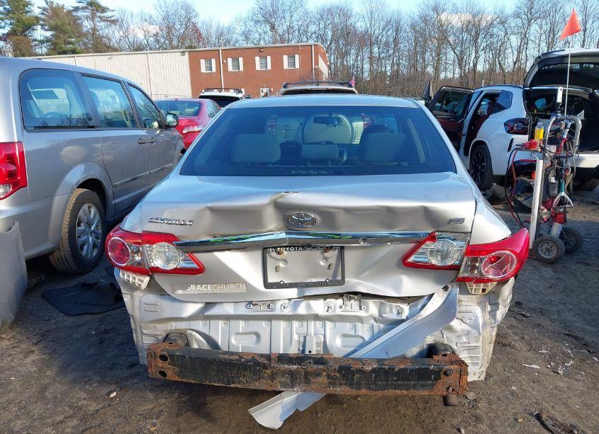 Photo 17 of 2011 Toyota Corolla LE (VIN 2T1BU4EE6BC754246)