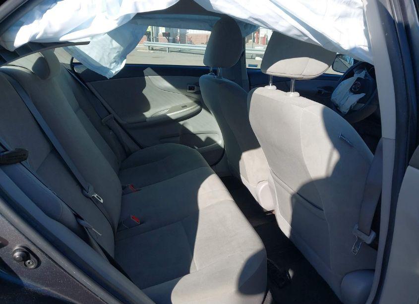 Photo 8 of 2012 Toyota Corolla LE (VIN 2T1BU4EE6CC800868)