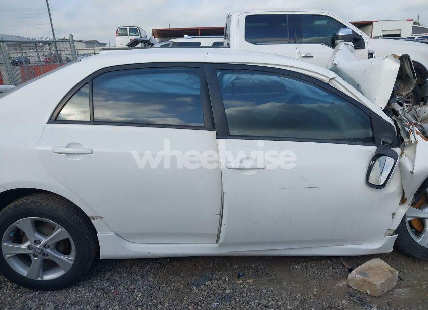 Photo 13 of 2012 Toyota Corolla S (VIN 2T1BU4EE6CC805407)