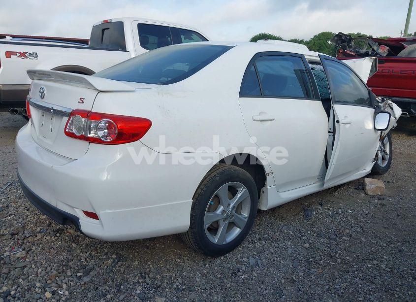 Photo 4 of 2012 Toyota Corolla S (VIN 2T1BU4EE6CC805407)