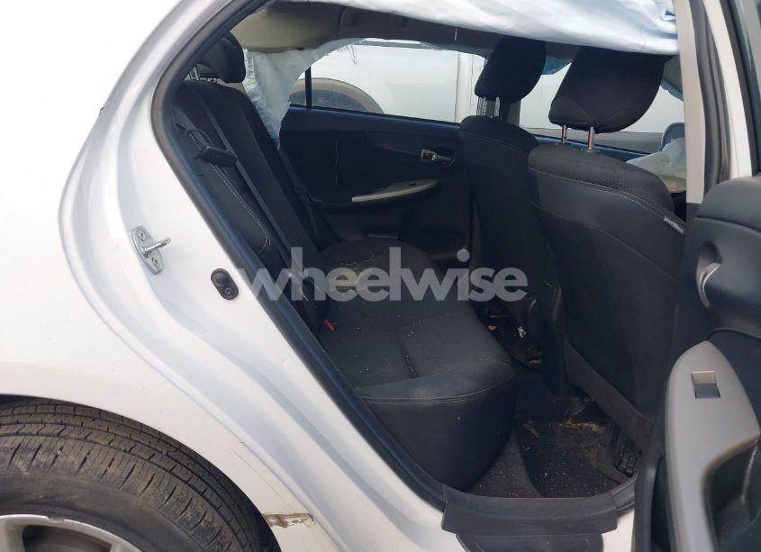 Photo 8 of 2012 Toyota Corolla S (VIN 2T1BU4EE6CC805407)