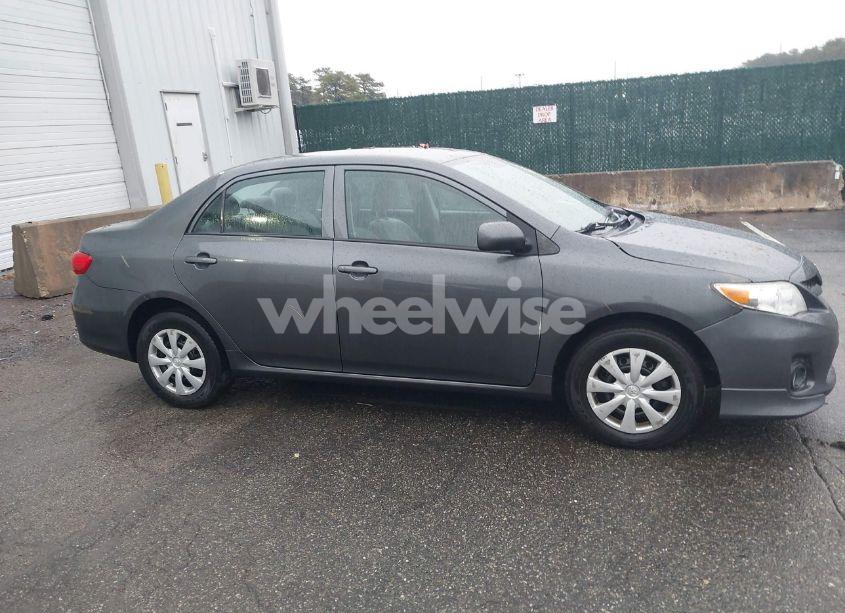 Photo 13 of 2012 Toyota Corolla L (VIN 2T1BU4EE6CC825852)