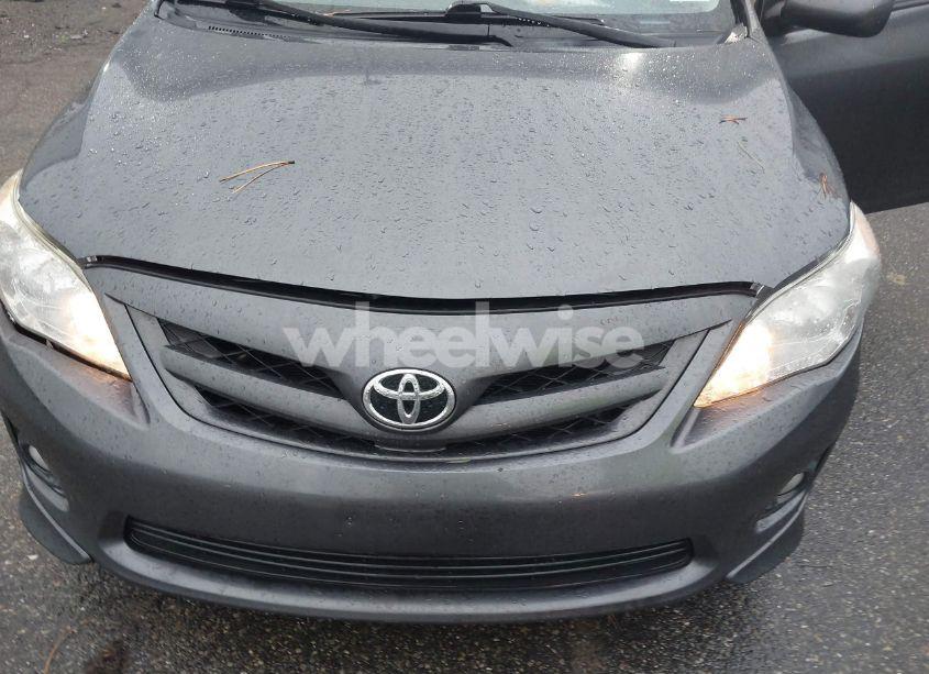 Photo 6 of 2012 Toyota Corolla L (VIN 2T1BU4EE6CC825852)