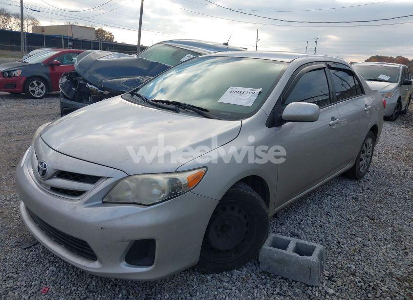 Photo 2 of 2012 Toyota Corolla LE (VIN 2T1BU4EE6CC829125)