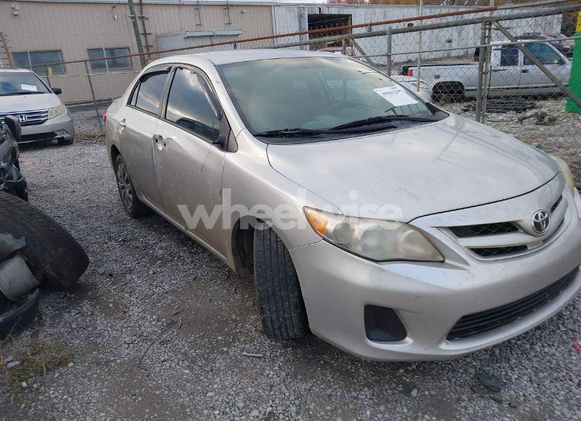 Photo 6 of 2012 Toyota Corolla LE (VIN 2T1BU4EE6CC829125)