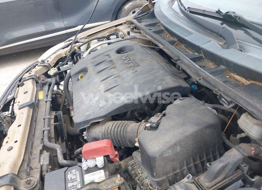 Photo 10 of 2012 Toyota Corolla L (VIN 2T1BU4EE6CC863811)