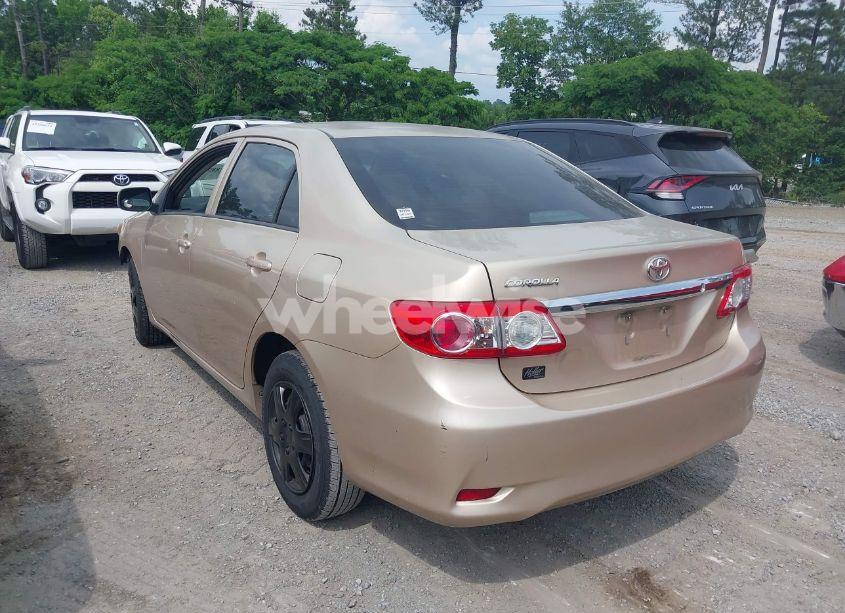 Photo 3 of 2012 Toyota Corolla L (VIN 2T1BU4EE6CC863811)