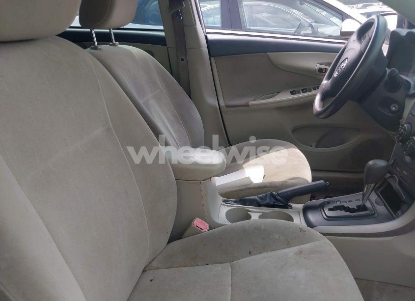 Photo 5 of 2012 Toyota Corolla L (VIN 2T1BU4EE6CC863811)