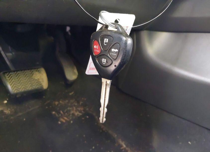 Photo 11 of 2012 Toyota Corolla S (VIN 2T1BU4EE6CC866126)